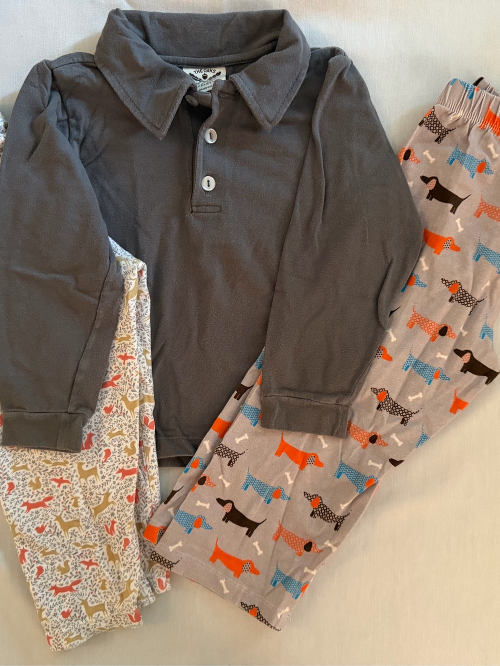 The Oaks Apparel Gray Long-Sleeve Polo with Dog and Woodland Animal Knit Pants